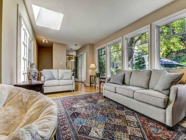 104 Yonge Blvd, House detached with 3 bedrooms, 3 bathrooms and 3 parking in Toronto ON | Image 10