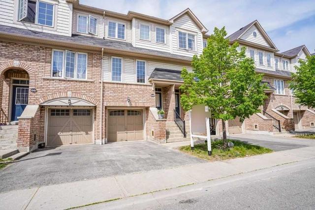 68 Oakins Lane W, Townhouse with 3 bedrooms, 3 bathrooms and 2 parking in Ajax ON | Image 12