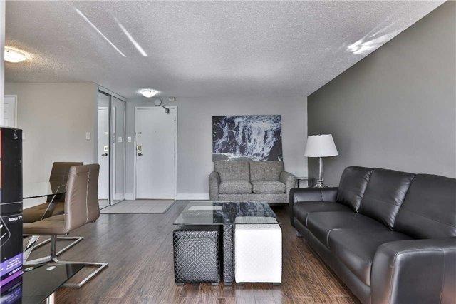 365 - 49 Mc Caul St, Condo with 1 bedrooms, 1 bathrooms and null parking in Toronto ON | Image 5