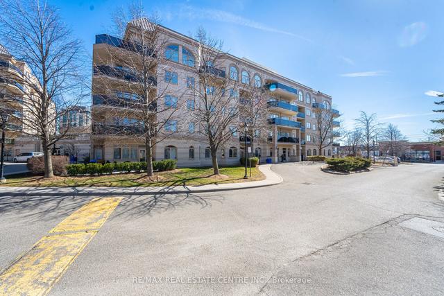 204 - 3 Dayspring Circ, Condo with 2 bedrooms, 2 bathrooms and 1 parking in Brampton ON | Image 1