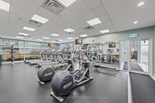 1201 - 185 Legion Rd N, Condo with 1 bedrooms, 1 bathrooms and 1 parking in Toronto ON | Image 15