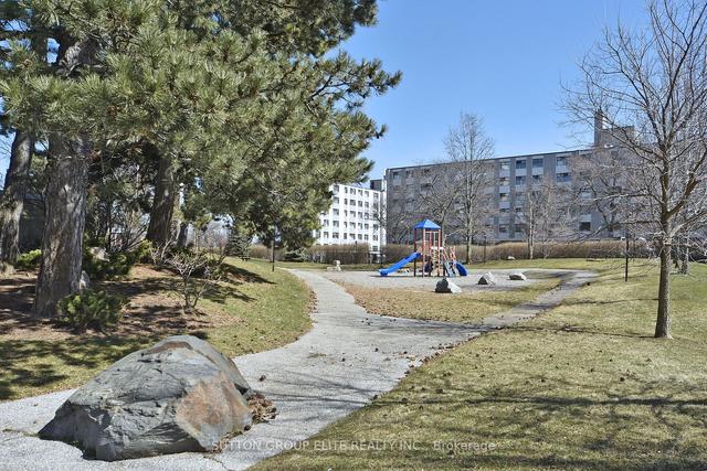 1612 - 1360 York Mills Rd, Condo with 3 bedrooms, 2 bathrooms and 1 parking in Toronto ON | Image 28