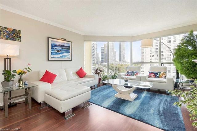 807 - 2269 Lake Shore Boulevard W, House attached with 1 bedrooms, 0 bathrooms and 1 parking in Toronto ON | Image 6