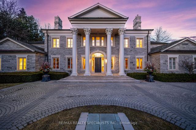 11 High Point Rd, House detached with 9 bedrooms, 14 bathrooms and 26 parking in Toronto ON | Image 12