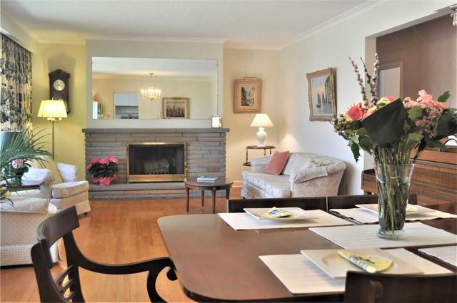 94 Glenaden Ave E, House detached with 3 bedrooms, 3 bathrooms and 4 parking in Toronto ON | Image 6