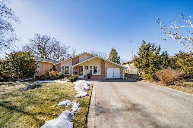 910 Reytan Blvd, House detached with 3 bedrooms, 2 bathrooms and 7 parking in Pickering ON | Image 1