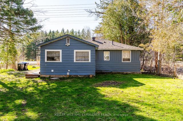 14193 Highway 12, House detached with 3 bedrooms, 1 bathrooms and 6 parking in Tay ON | Image 16