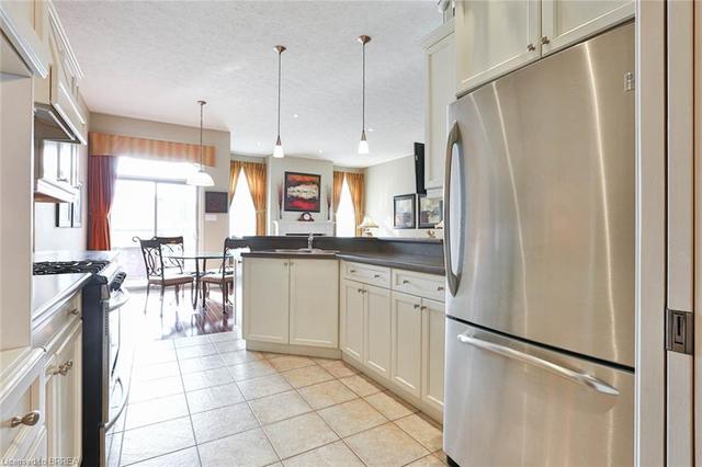 24 Zavarella Court, House detached with 2 bedrooms, 2 bathrooms and 6 parking in Brant ON | Image 11