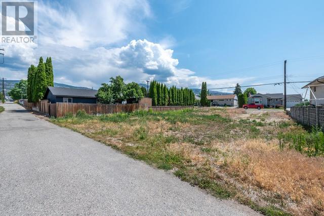 79 Okanagan Avenue W, Home with 0 bedrooms, 0 bathrooms and null parking in Penticton BC | Image 12