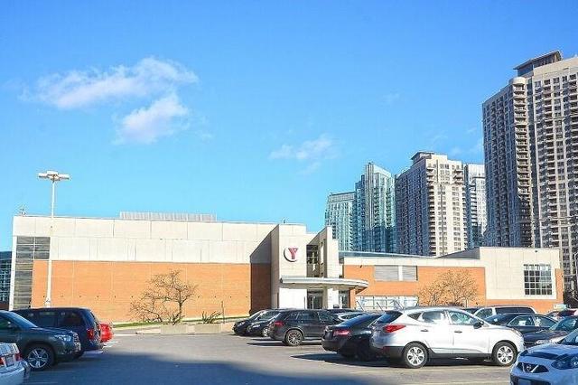 ph 28 - 3888 Duke Of York Blvd, Condo with 2 bedrooms, 2 bathrooms and 2 parking in Mississauga ON | Image 16