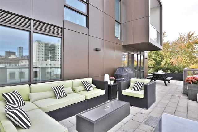 306 - 80 Vanauley St, Condo with 2 bedrooms, 2 bathrooms and 1 parking in Toronto ON | Image 19