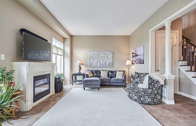 49 Muscat Cres, House detached with 4 bedrooms, 4 bathrooms and 2 parking in Ajax ON | Image 5