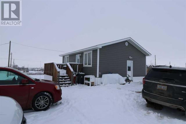 151 Centre Avenue, House detached with 4 bedrooms, 1 bathrooms and null parking in Forty Mile County No. 8 AB | Image 2