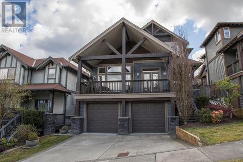 13632 228 Street, House detached with 4 bedrooms, 4 bathrooms and 4 parking in Maple Ridge BC | Card Image