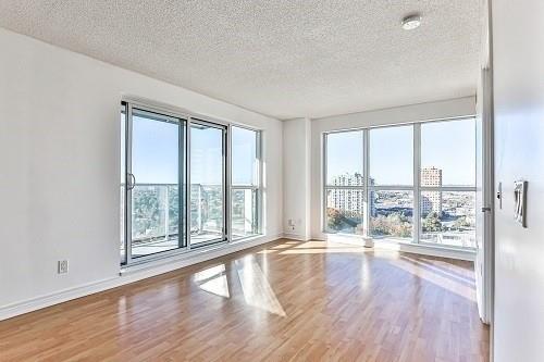 2009 - 60 Town Centre Crt, Condo with 2 bedrooms, 1 bathrooms and 1 parking in Toronto ON | Image 21