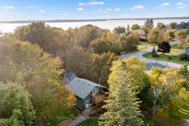 12 Shelley Dr, House detached with 2 bedrooms, 2 bathrooms and 5 parking in Kawartha Lakes ON | Image 35