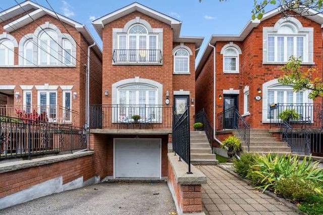 34 Burley Ave, House detached with 3 bedrooms, 4 bathrooms and 3 parking in Toronto ON | Image 1