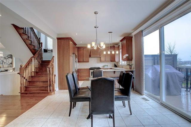 3395 Stocksbridge Ave, House detached with 4 bedrooms, 4 bathrooms and 2 parking in Oakville ON | Image 7