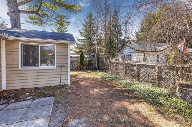 72 57th St N, House detached with 2 bedrooms, 1 bathrooms and 1 parking in Wasaga Beach ON | Image 8