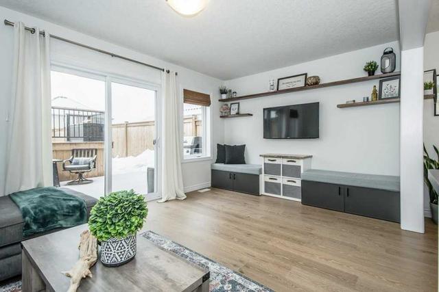 30 Ambrous Cres, House semidetached with 3 bedrooms, 3 bathrooms and 3 parking in Guelph ON | Image 10