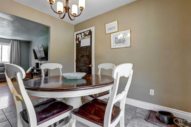 2037 Henderson Line, House detached with 3 bedrooms, 2 bathrooms and 6 parking in Otonabee South Monaghan ON | Image 27
