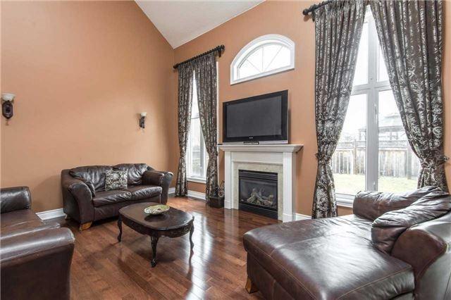 80 Cupola Cres, House detached with 4 bedrooms, 4 bathrooms and 4 parking in Vaughan ON | Image 4