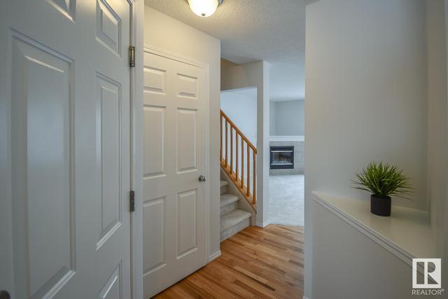 24 - 13403 Cumberland Rd Nw, House semidetached with 3 bedrooms, 1 bathrooms and null parking in Edmonton AB | Image 2