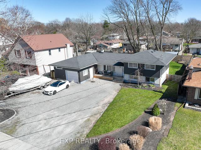 2758 Portage Rd, House detached with 4 bedrooms, 3 bathrooms and 15 parking in Niagara Falls ON | Image 34