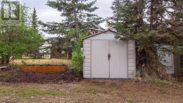 1671 Pine Drive, House detached with 2 bedrooms, 1 bathrooms and null parking in Opportunity No. 17 AB | Image 19
