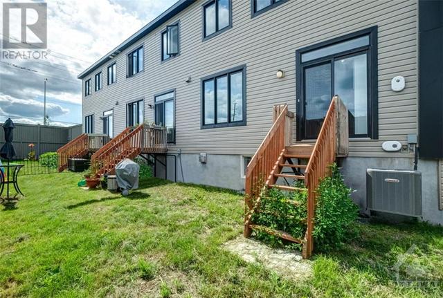 204 Don Brown Private, Townhouse with 3 bedrooms, 3 bathrooms and 2 parking in Ottawa ON | Image 30