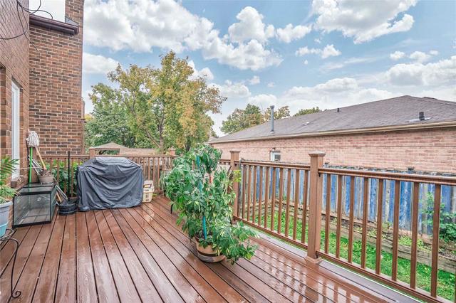 157 Hupfield Tr, House detached with 4 bedrooms, 4 bathrooms and 6 parking in Toronto ON | Image 28
