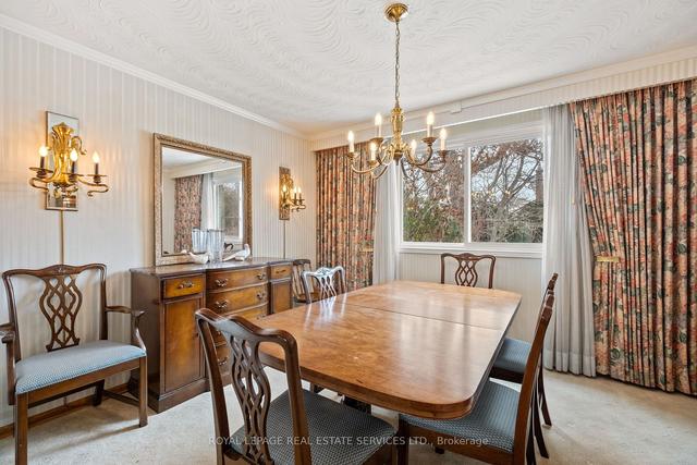 196 Wincott Dr, House detached with 4 bedrooms, 4 bathrooms and 4 parking in Toronto ON | Image 3