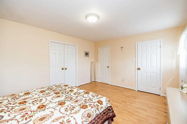 40 Lansing Sq, House detached with 3 bedrooms, 3 bathrooms and 4 parking in Brampton ON | Image 14