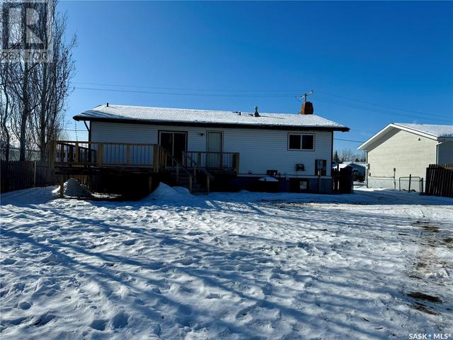 191 Vickers Crescent, House detached with 5 bedrooms, 3 bathrooms and null parking in Air Ronge SK | Image 36