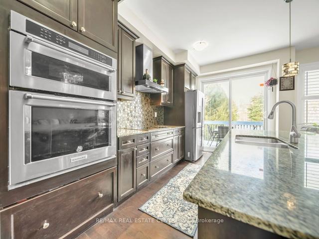 340 Shady Glen Cres, House detached with 3 bedrooms, 4 bathrooms and 3 parking in Kitchener ON | Image 6