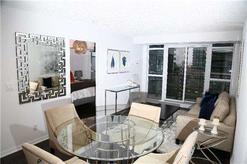 810 - 35 Bastion St, Condo with 2 bedrooms, 2 bathrooms and 1 parking in Toronto ON | Image 7