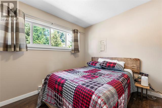 1211 Bush St, House detached with 4 bedrooms, 2 bathrooms and 4 parking in Nanaimo BC | Image 7