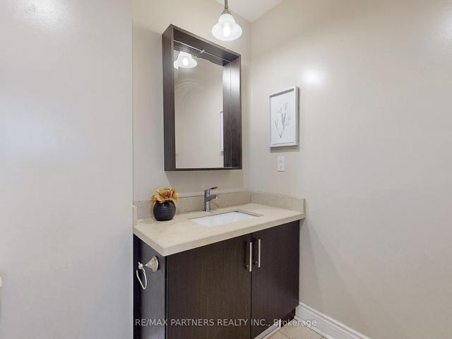 210 - 21 Olive Ave, Townhouse with 2 bedrooms, 3 bathrooms and 1 parking in Toronto ON | Image 17