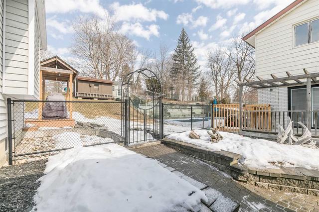 343 Penn Ave, House detached with 3 bedrooms, 3 bathrooms and 8.5 parking in Newmarket ON | Image 17