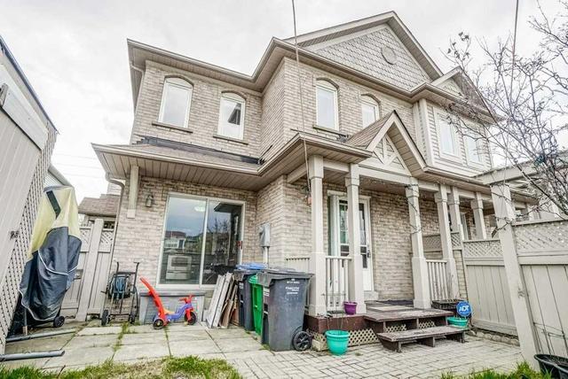 113 Chipmunk Cres, House attached with 3 bedrooms, 3 bathrooms and 2 parking in Brampton ON | Image 36