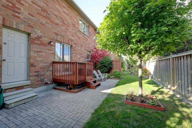 10 - 3040 Fifth Line W, Townhouse with 3 bedrooms, 3 bathrooms and 2 parking in Mississauga ON | Image 25