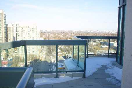 lph13 - 23 Lorraine Dr, Condo with 3 bedrooms, 3 bathrooms and 1 parking in Toronto ON | Image 5