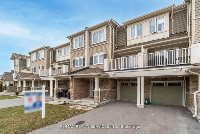 35 Nearco Cres, House attached with 2 bedrooms, 2 bathrooms and 2 parking in Oshawa ON | Image 12