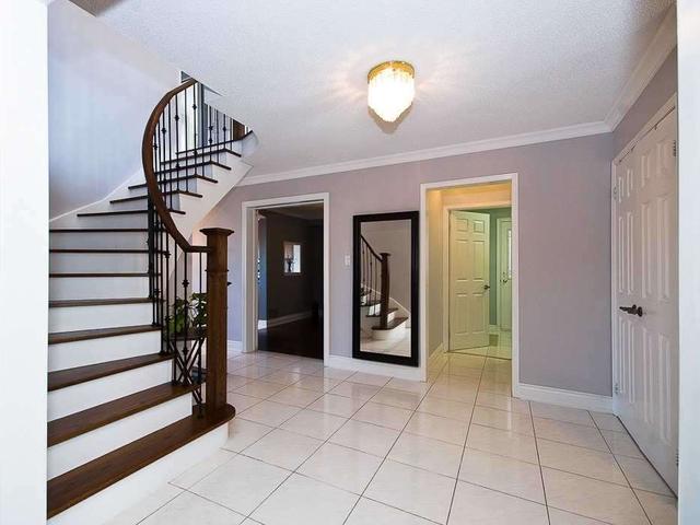1645 Heathside Cres, House detached with 3 bedrooms, 3 bathrooms and 6 parking in Pickering ON | Image 21