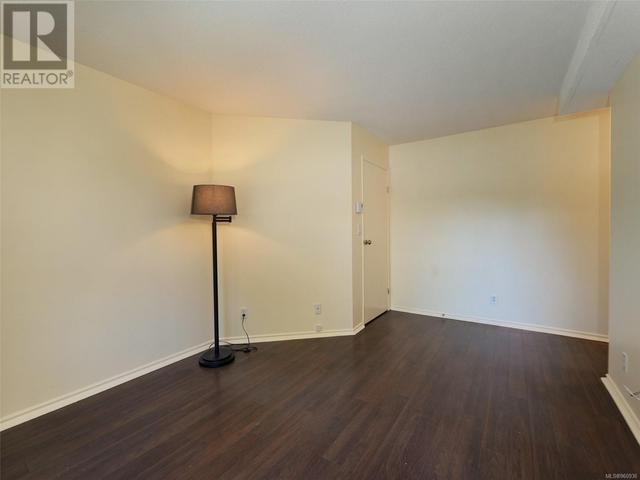 314 - 2520 Wark St, Condo with 2 bedrooms, 2 bathrooms and 1 parking in Victoria BC | Image 12
