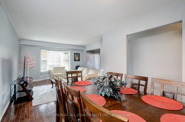 7 Michener Cres, House detached with 4 bedrooms, 3 bathrooms and 6 parking in Markham ON | Image 11