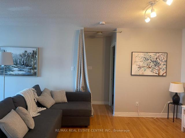2307 - 156 Enfield Pl, Condo with 2 bedrooms, 2 bathrooms and 1 parking in Mississauga ON | Image 5