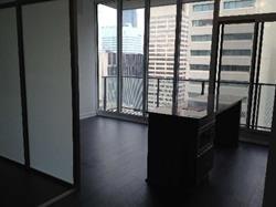 2710 - 426 University Ave, Condo with 2 bedrooms, 1 bathrooms and 0 parking in Toronto ON | Image 3