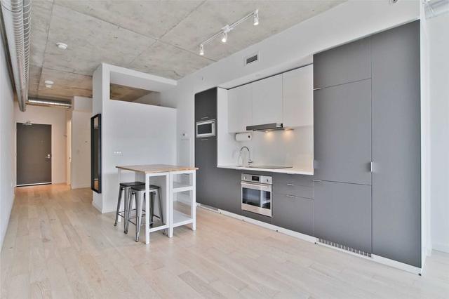 807 - 170 Bayview Ave, Condo with 1 bedrooms, 1 bathrooms and 0 parking in Toronto ON | Image 17