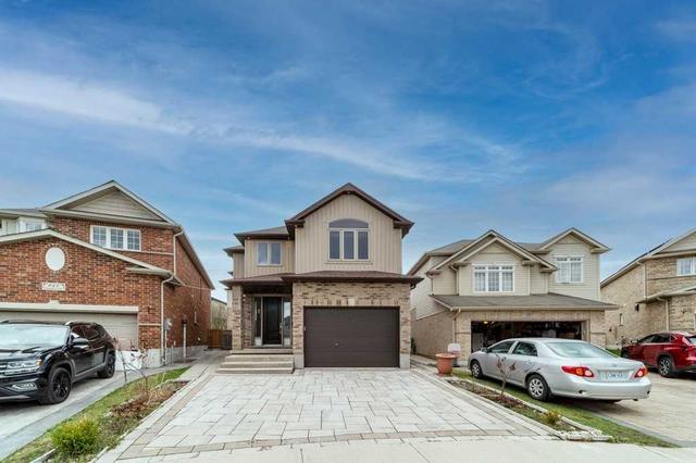 949 Dunblane Crt, House detached with 4 bedrooms, 5 bathrooms and 3 parking in Kitchener ON | Image 1